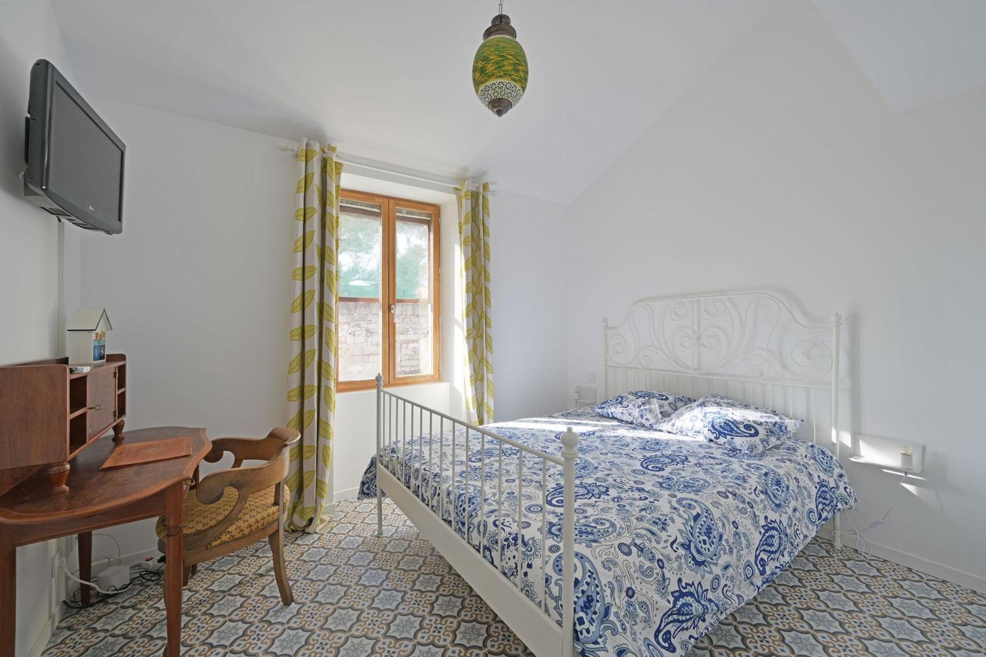 La Cigale - Vieux Village - Charmante Maisonnette Climatisee Avec Jardin Villeneuve-lès-Avignon Eksteriør bilde